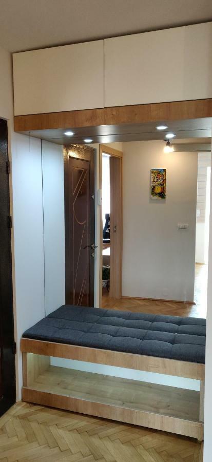 Modern And Cozy Pitesti